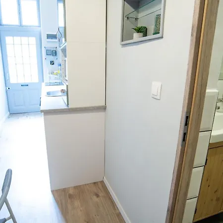 Cozy On The Boulevard. Apartman